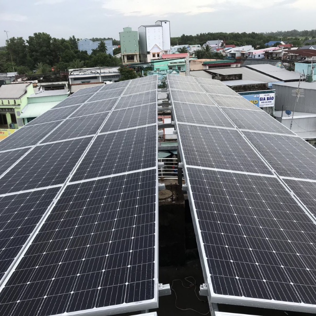 ng dụng của nhôm trong cấu trúc điện năng lượng mặt trời
